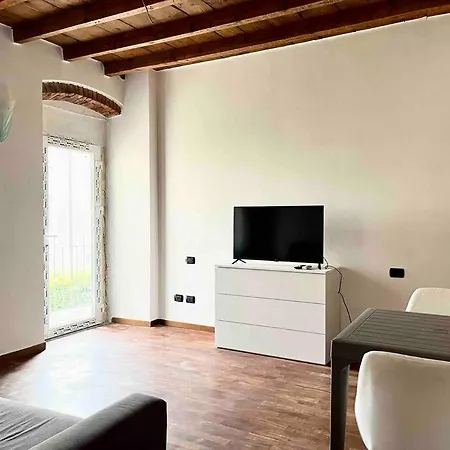 Apartment In Bg Centro Con Netflix *